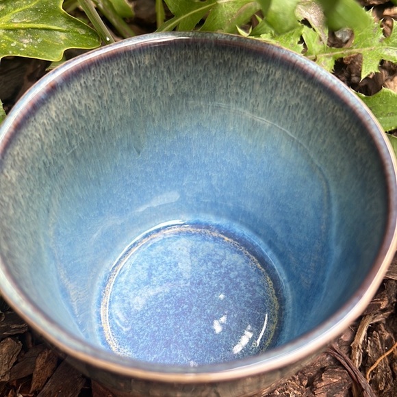 Beautiful Handcrafted Potters Mug - Picture 4 of 4